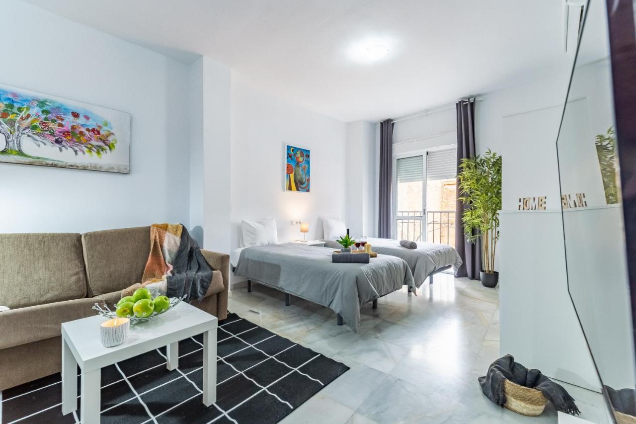 Marmoles Deluxe Apartment - Malaga Centro Екстериор снимка