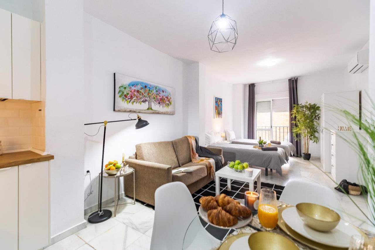 Marmoles Deluxe Apartment - Malaga Centro Екстериор снимка